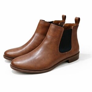 🟤 Clarks Taylor Shine Chelsea Boots   - Cognac - Size 9.5